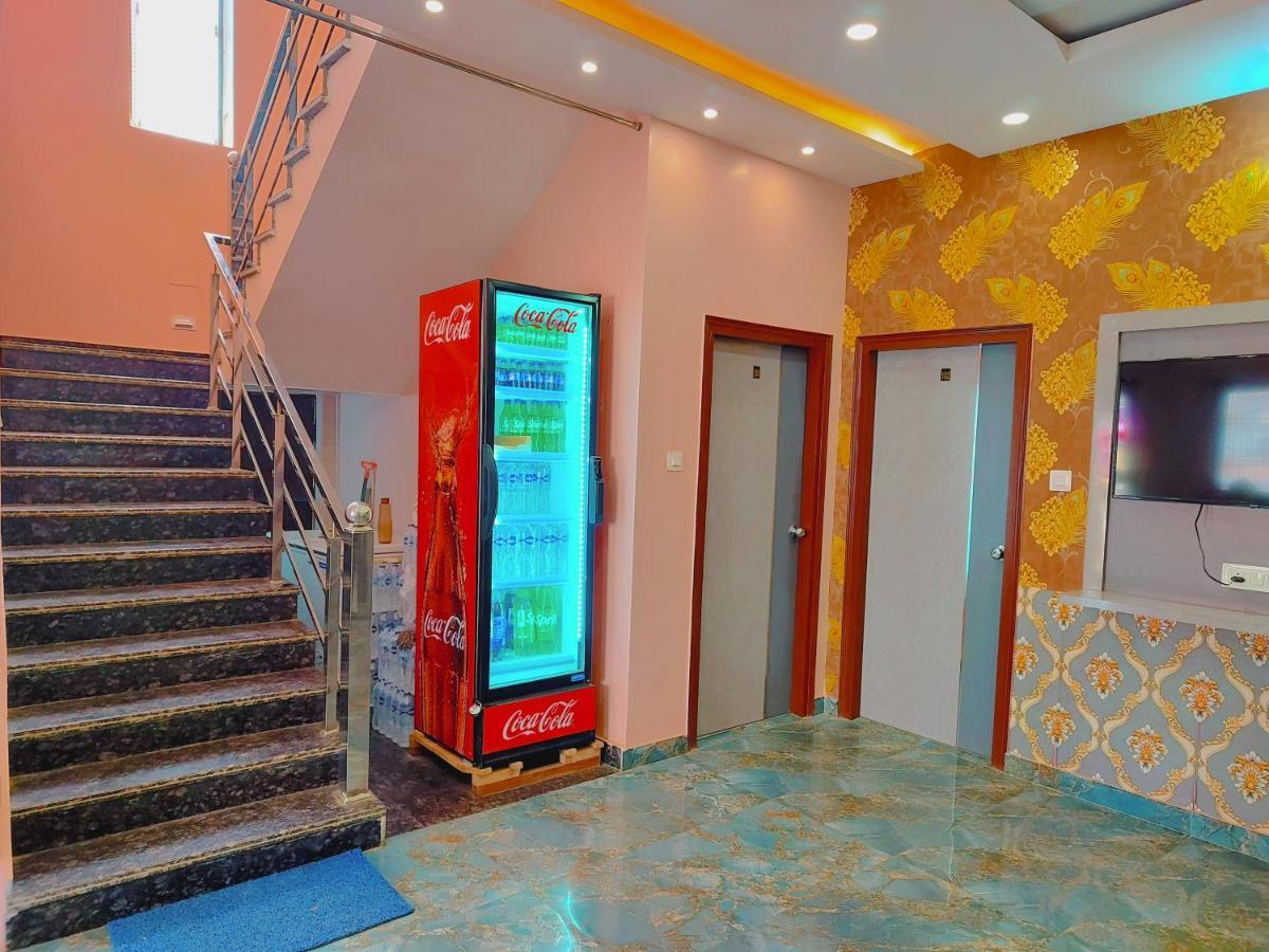 Ayodhya Palace Bagian luar foto
