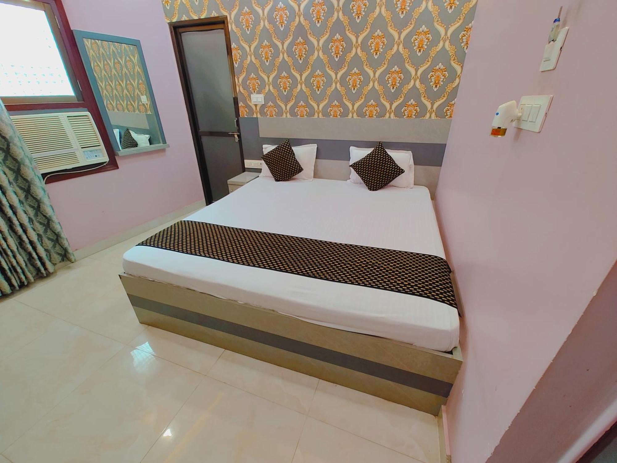 Ayodhya Palace Bagian luar foto