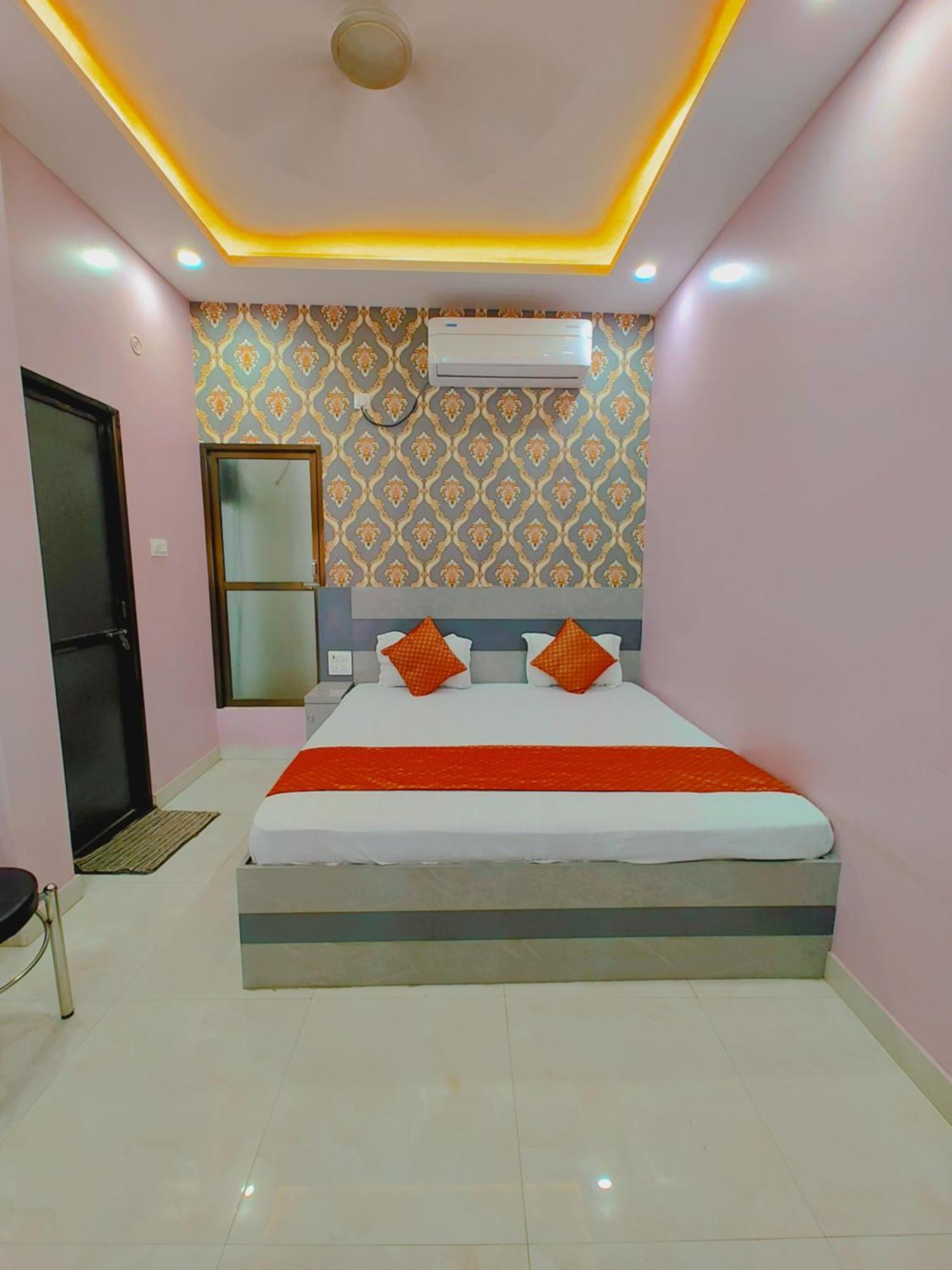 Ayodhya Palace Bagian luar foto